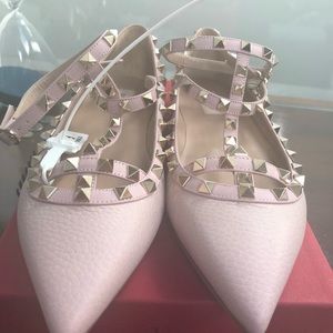 NIB NWT Valentino Rockstud caged flats ballet pink